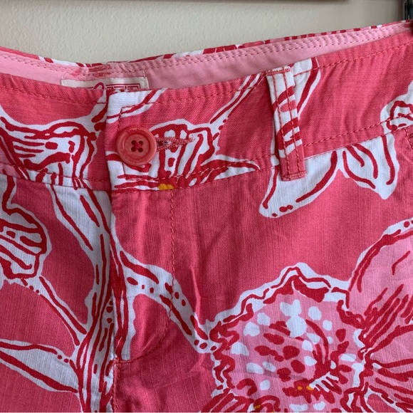 Lilly Pulitzer shorts . - Picture 2 of 4